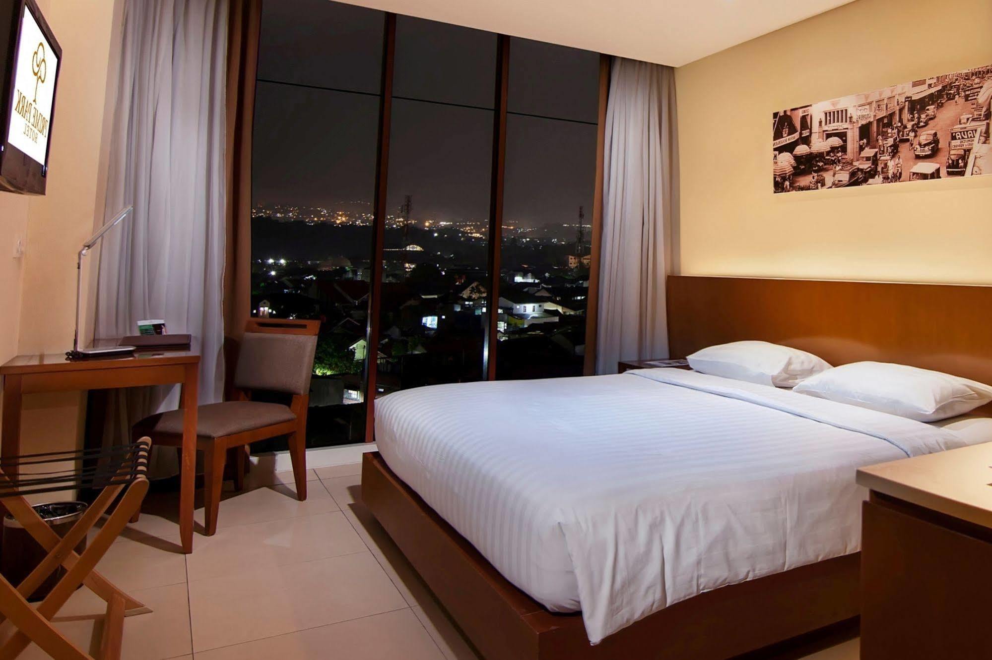 Prime Park Hotel Bandung Esterno foto
