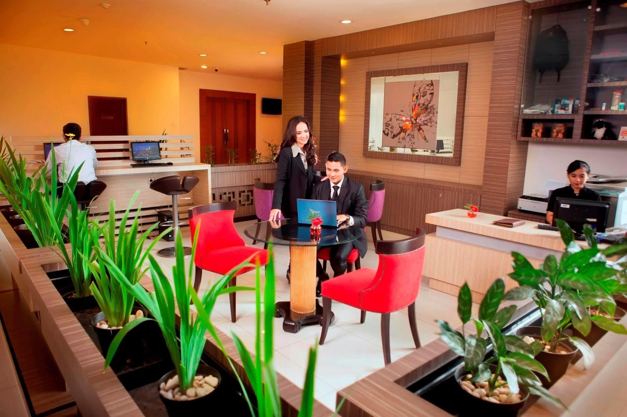 Prime Park Hotel Bandung Esterno foto